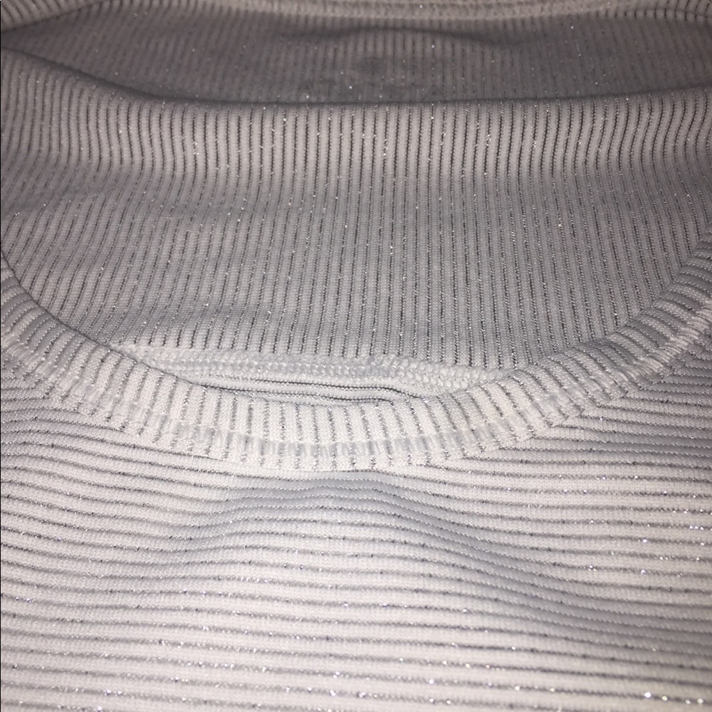 Thin Long sleeves athletic shirt